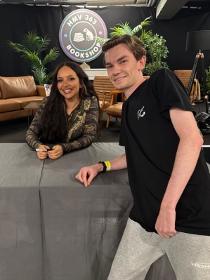 1758021496_3722876605451893488_5884110546.jpg