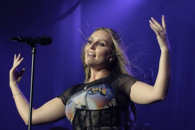 Perrie__55_.jpg