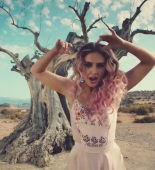 Little_Mix_-_Shout_Out_to_My_Ex_28Official_Video29_mp4_000196159.png