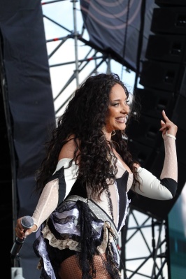 Credit: yelenasbraids/X
