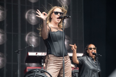 Perrie__14_~1.jpg