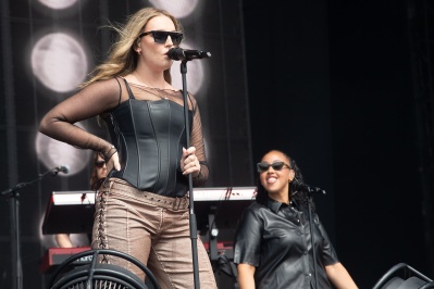 Perrie__15_~2.jpg