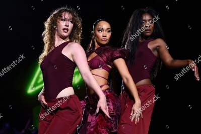 https___www_shutterstock_com_editorial_image-editorial_M6T1YexeNcz9A4yfODkyMjU3D_leigh-anne-performing-on-stage-capital_s-jingle-bell-1500w-16007429gc.jpg