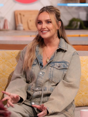 perrie_lorreine_28929.jpeg