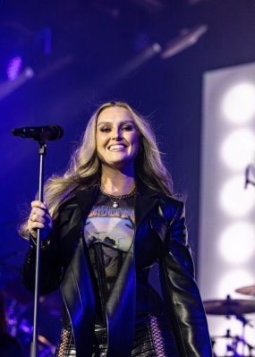 Perrie__95_.jpg