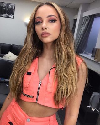 jadethirlwall_66137587_306927366929987_2463881528174123009_n.jpg