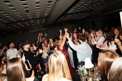 party4.jpg