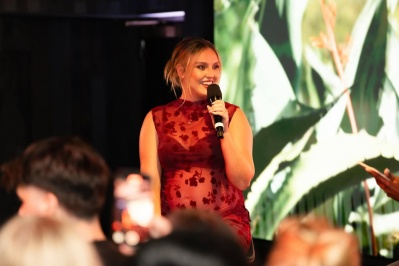perrieparty3.jpg