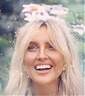 perrie_xmas_.jpg